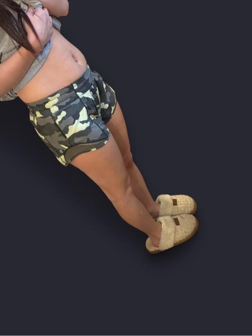 lululemon athletica Women's Camo Athletic Shorts - Olive Green Mix